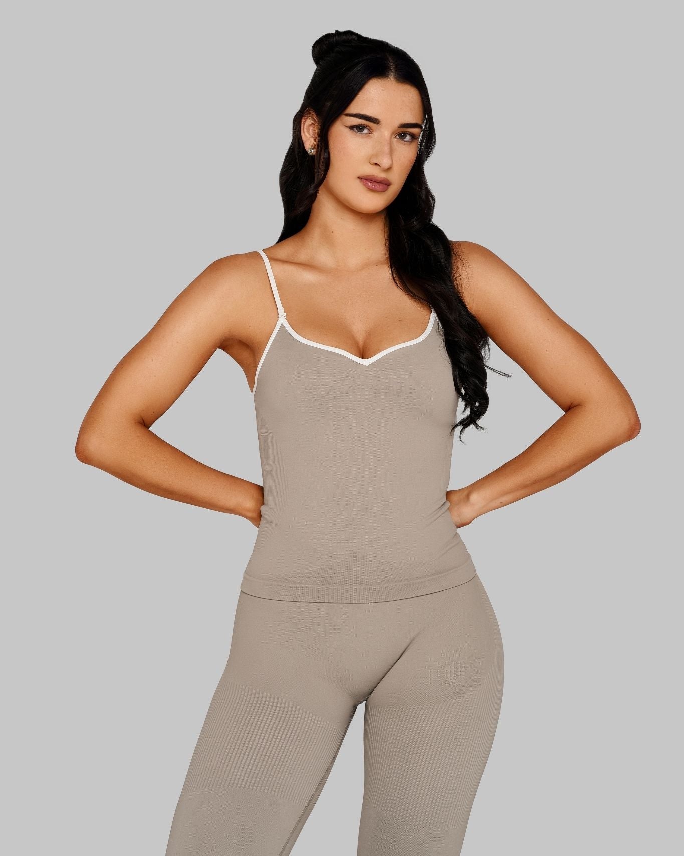 Bliss is 179cm and wears a size XS.