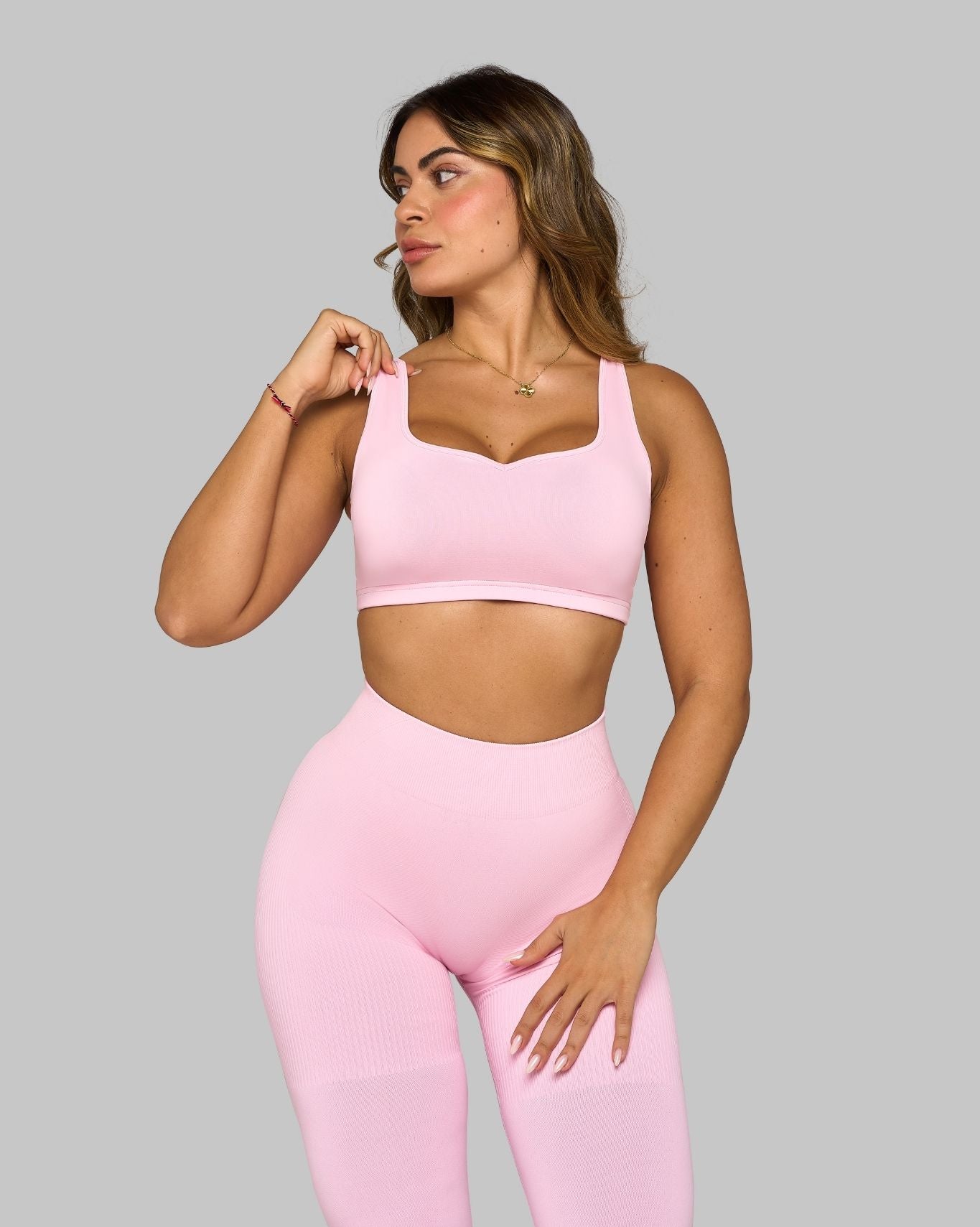 Elevate Medium Impact Bra | Candy Pink