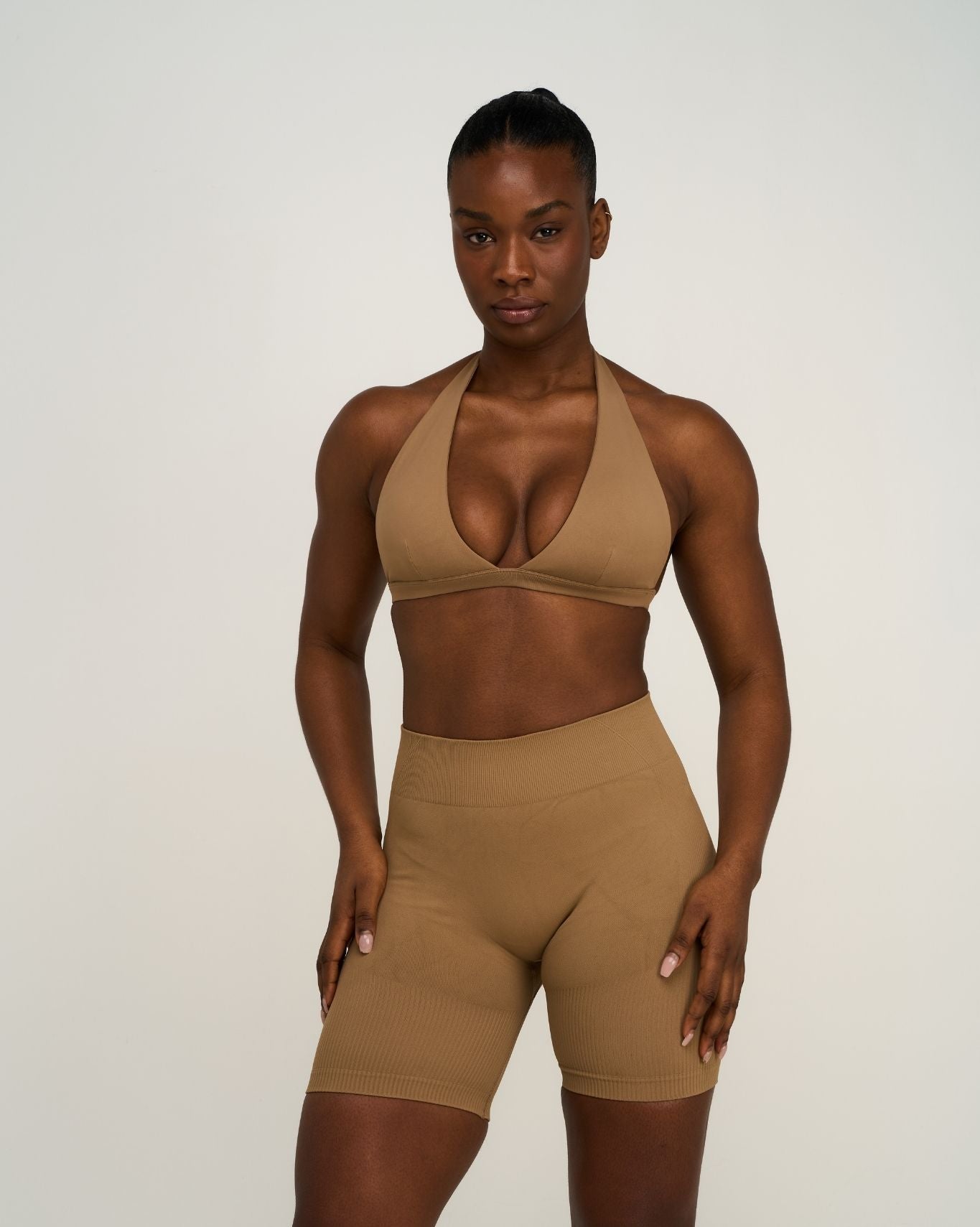 Elevate™ Sculpting Mid Waist Scrunch Shorts | Toffee