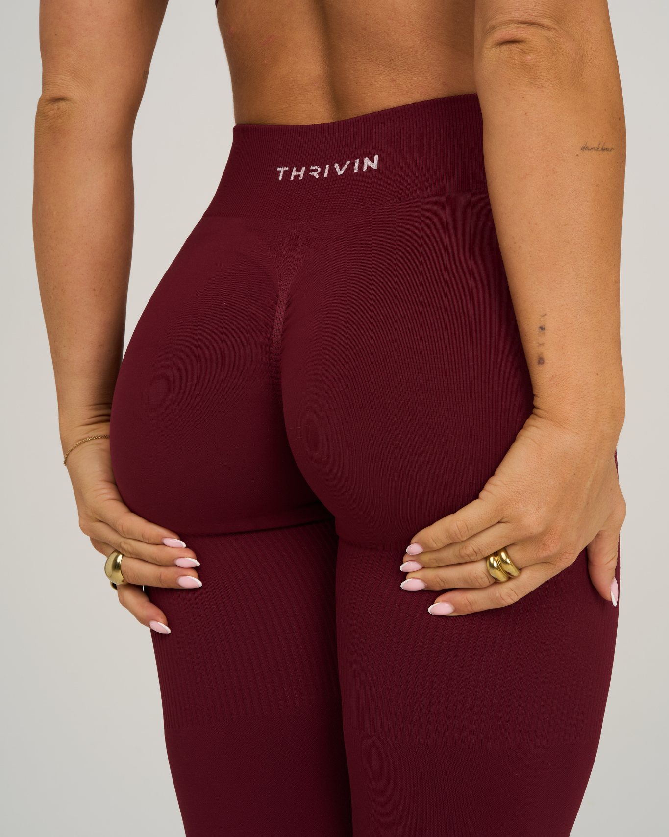 Elevate Ribbed Contour Leggings | Fine Wine