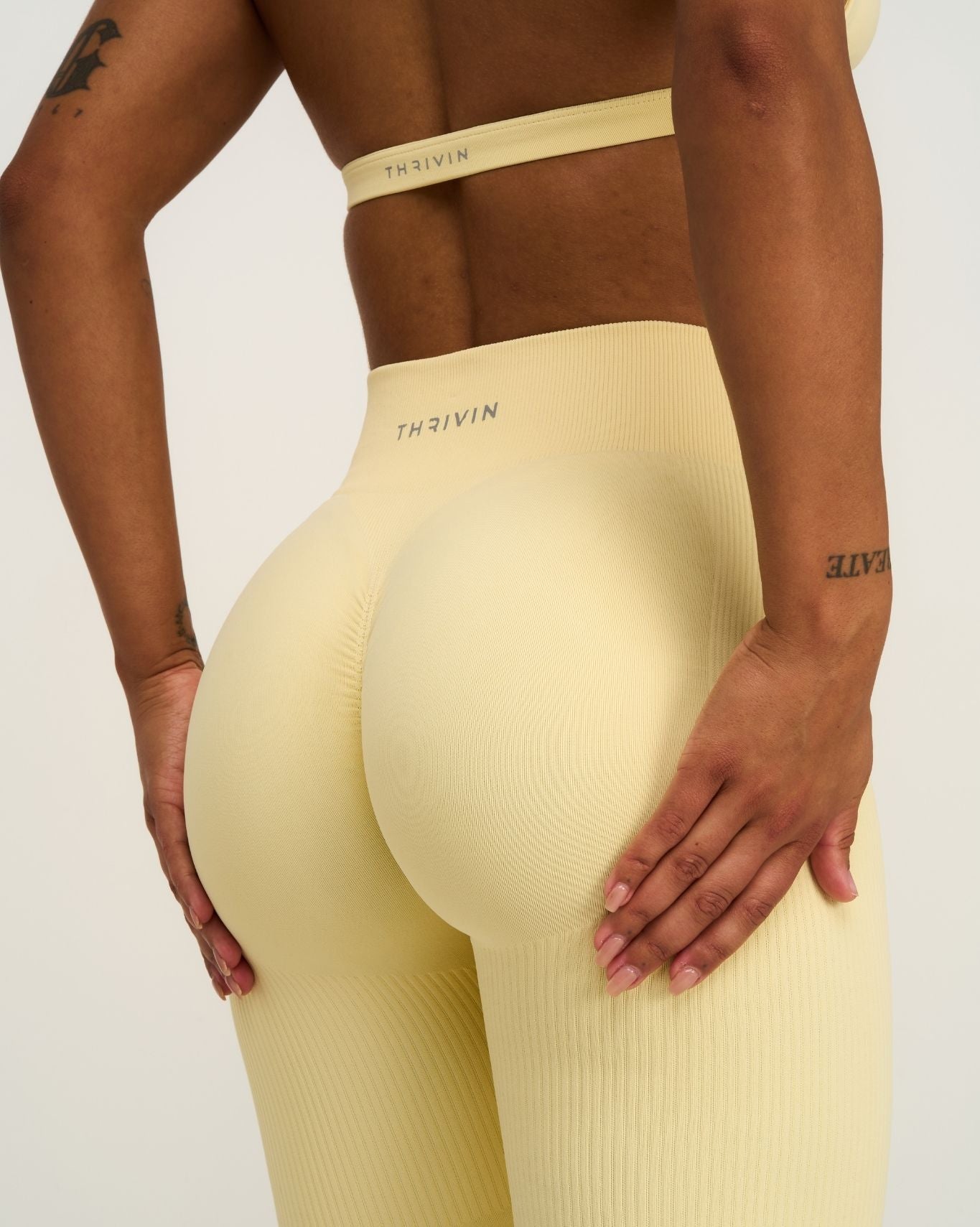 Elevate™ Ribbed Mid-Waisted Contour Leggings | Golden Butter