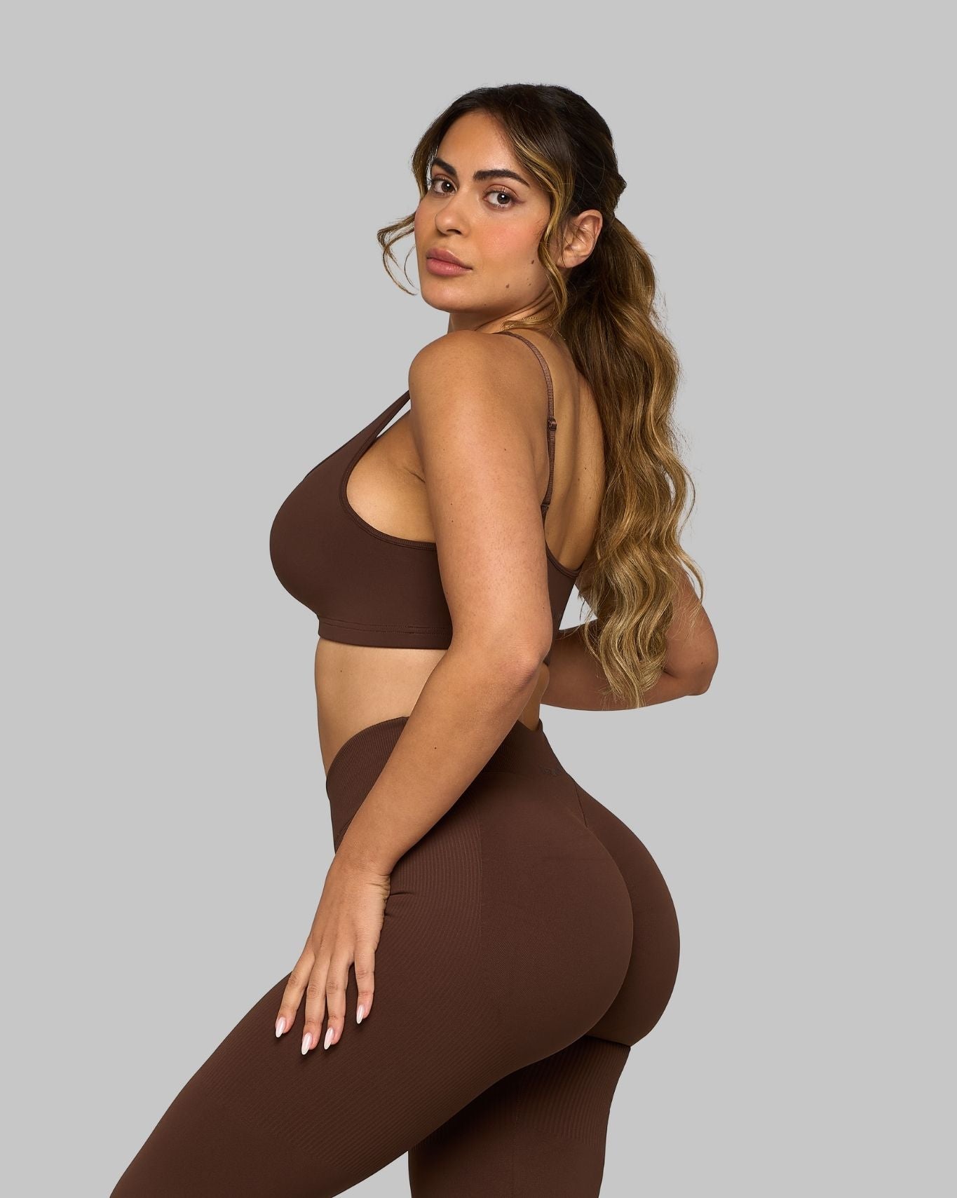 Elevate Medium Impact Bra | Bourbon Brown