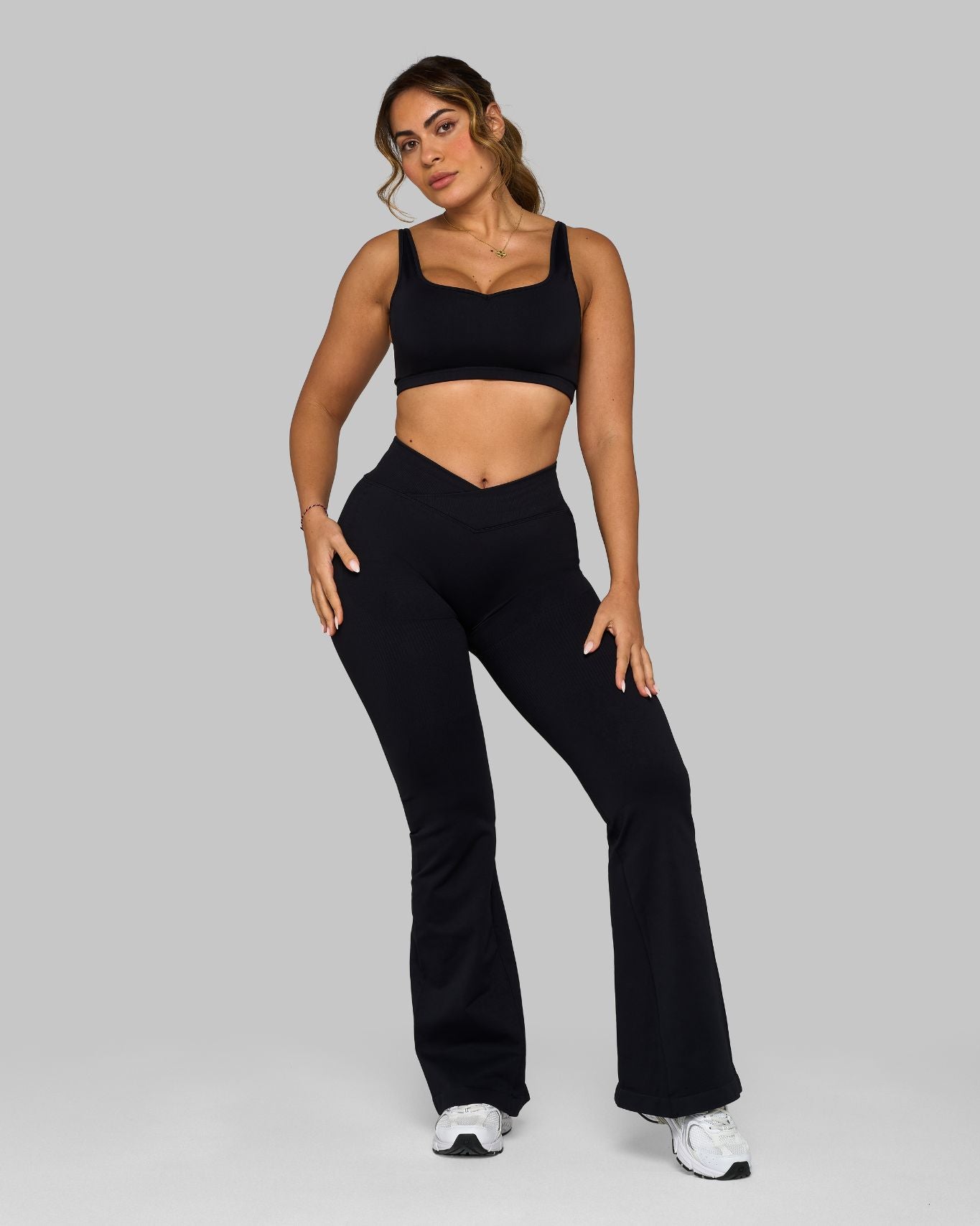 Elevate V-Waist Flared Legging | Pure Black