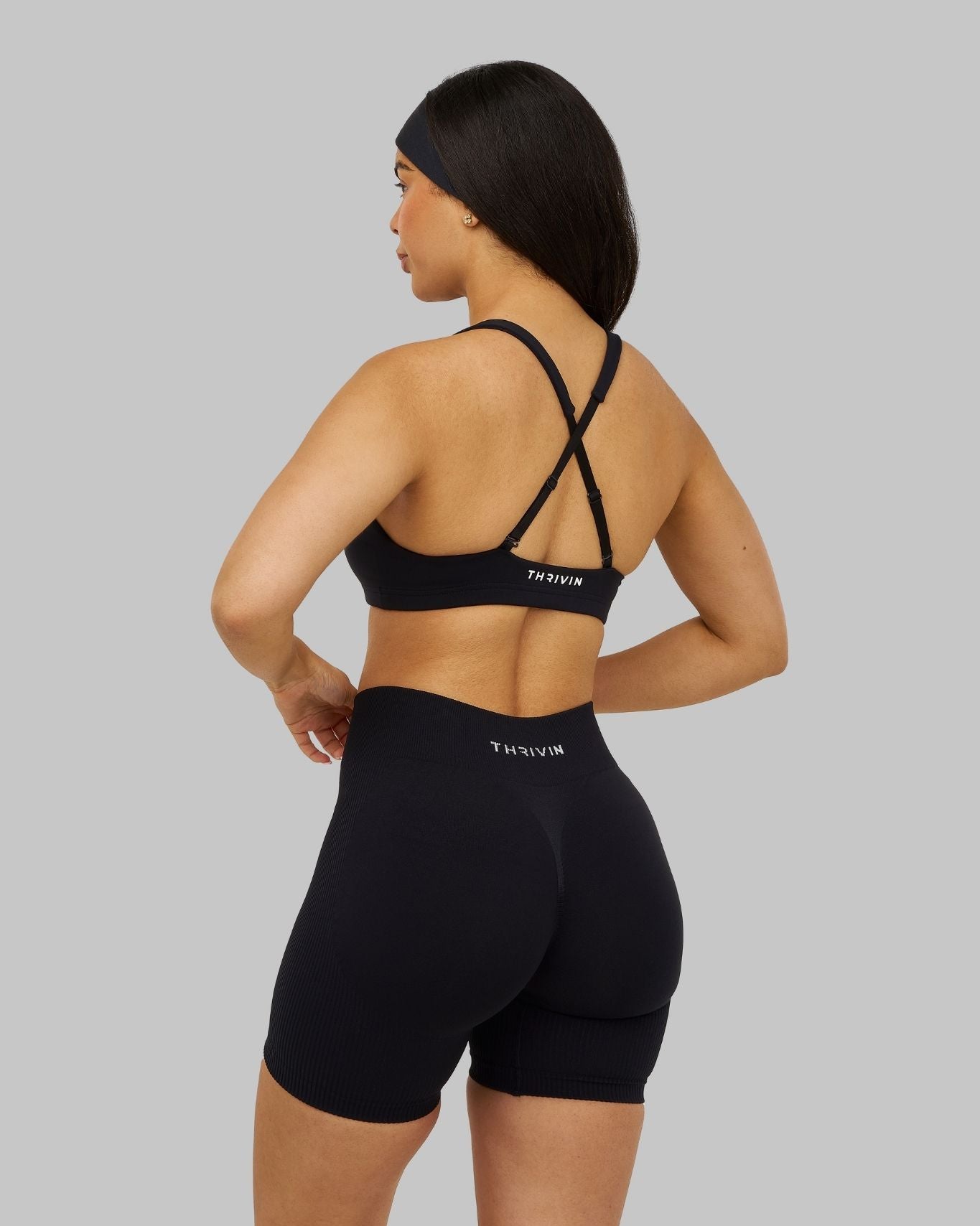 Elevate Medium Impact Bra | Night Black