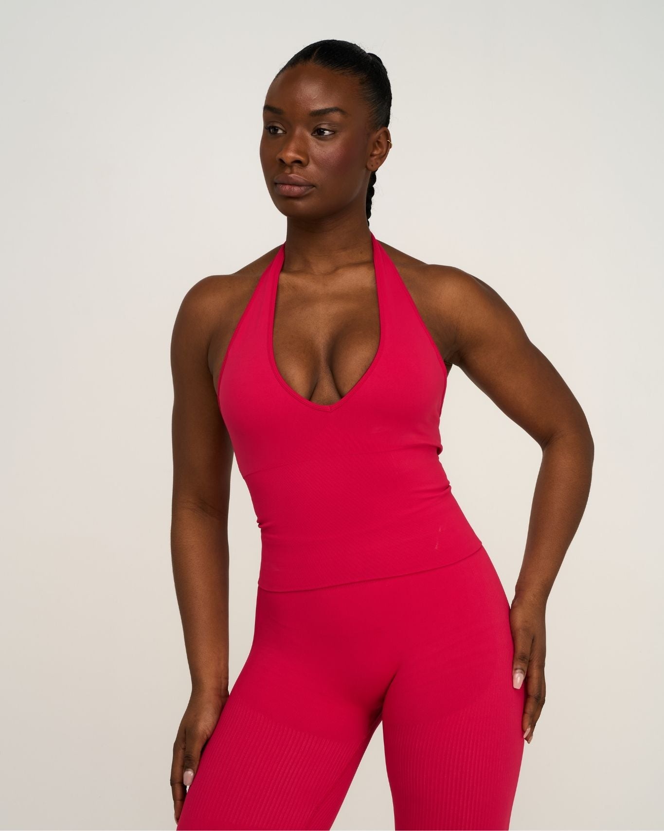 Elevate™ Sculpting Seamless Halterneck Top | Strawberry