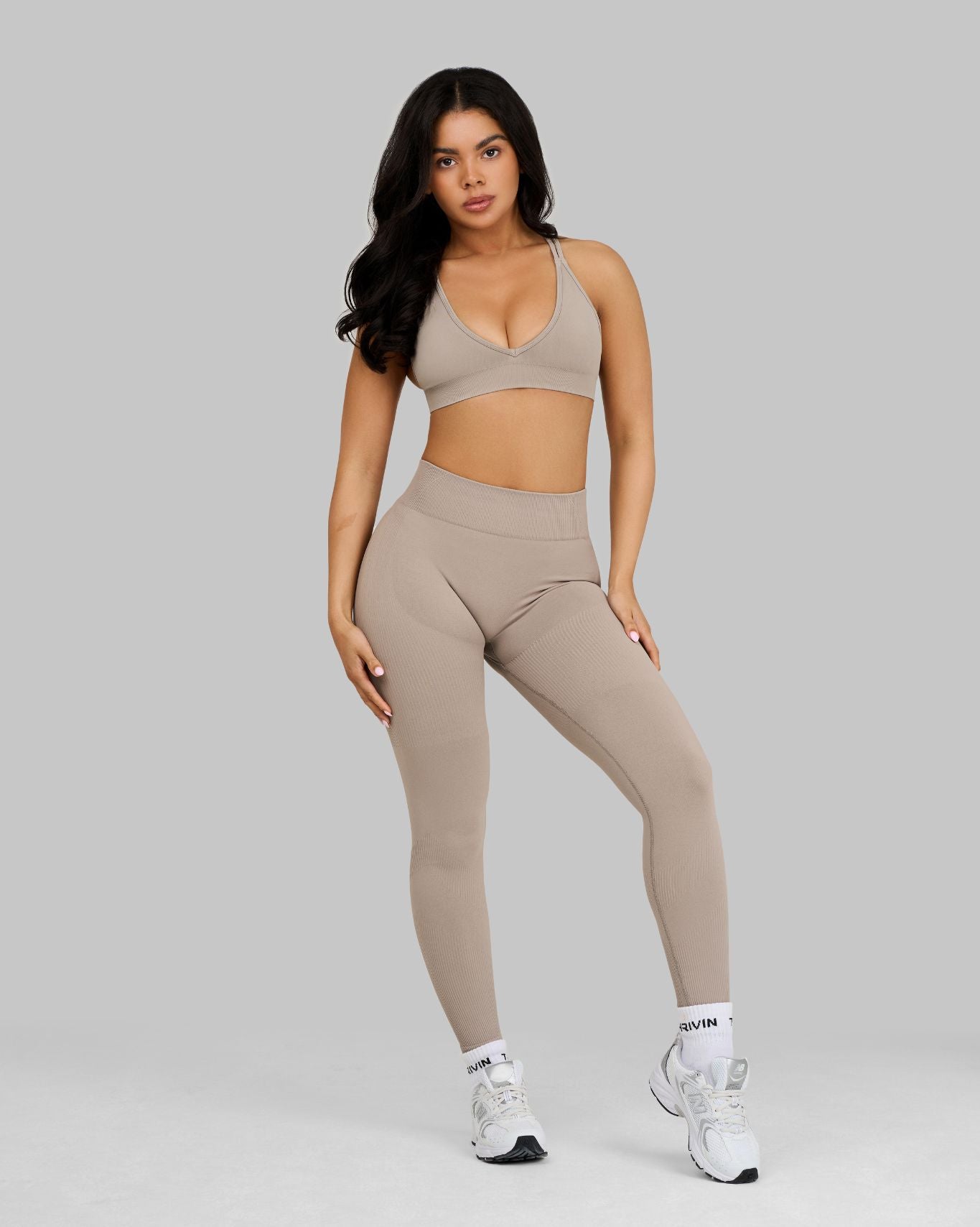 Elevate Ribbed Mid-Waisted Contour Leggings | Latte