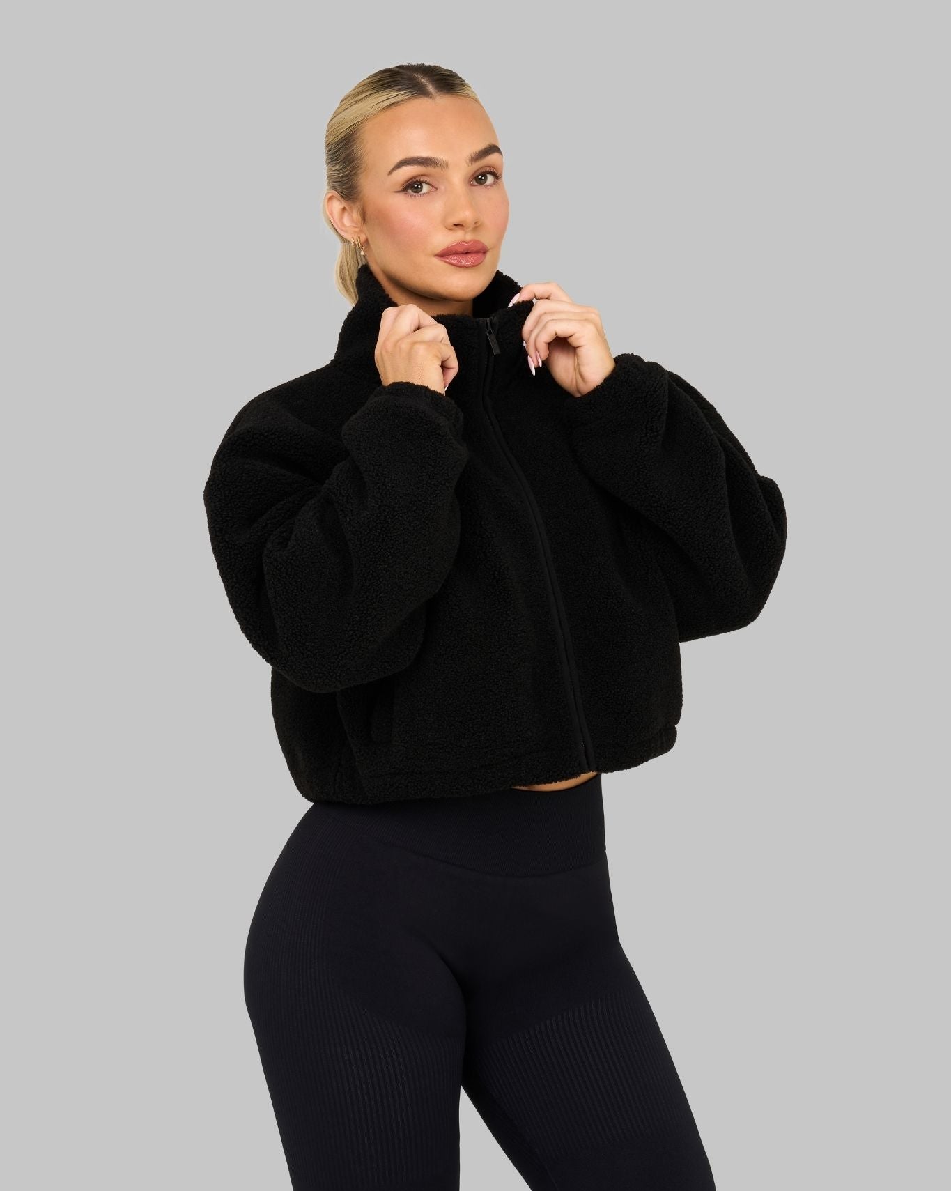 Essential Teddy Fleece Jacket | Night Black