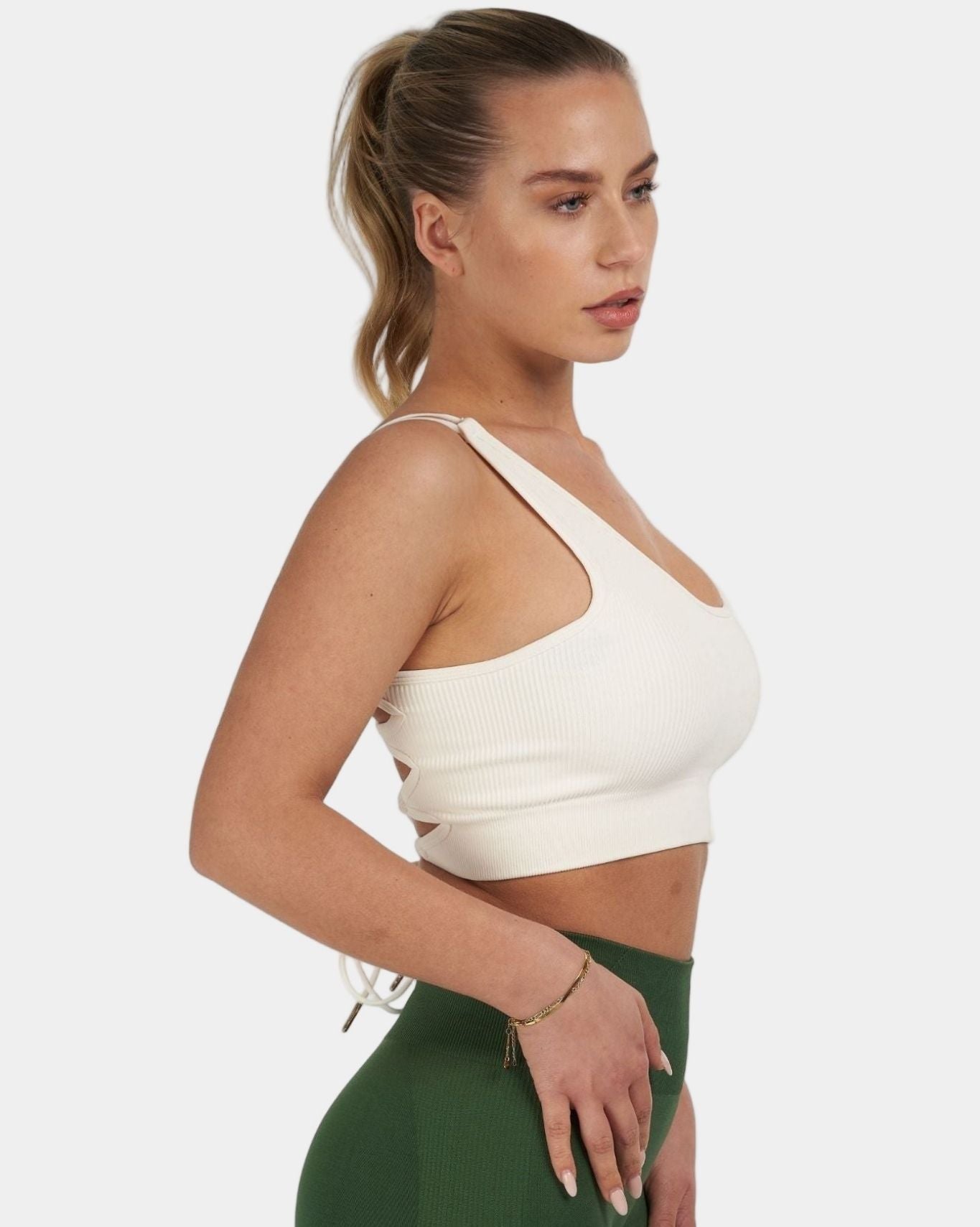 Arise Hera Top | White