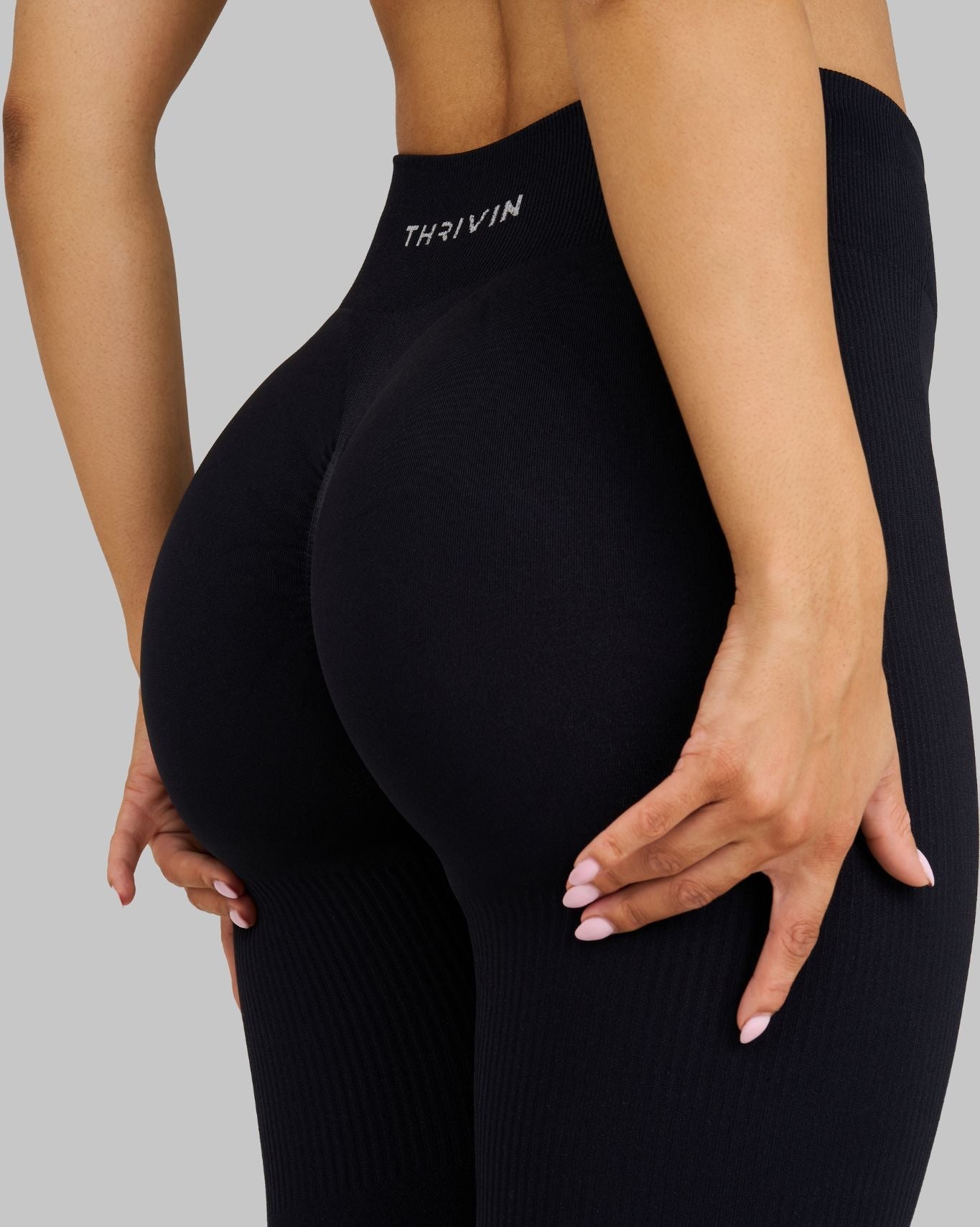 Elevate™ Ribbed Mid-Waisted Contour Leggings | Night Black