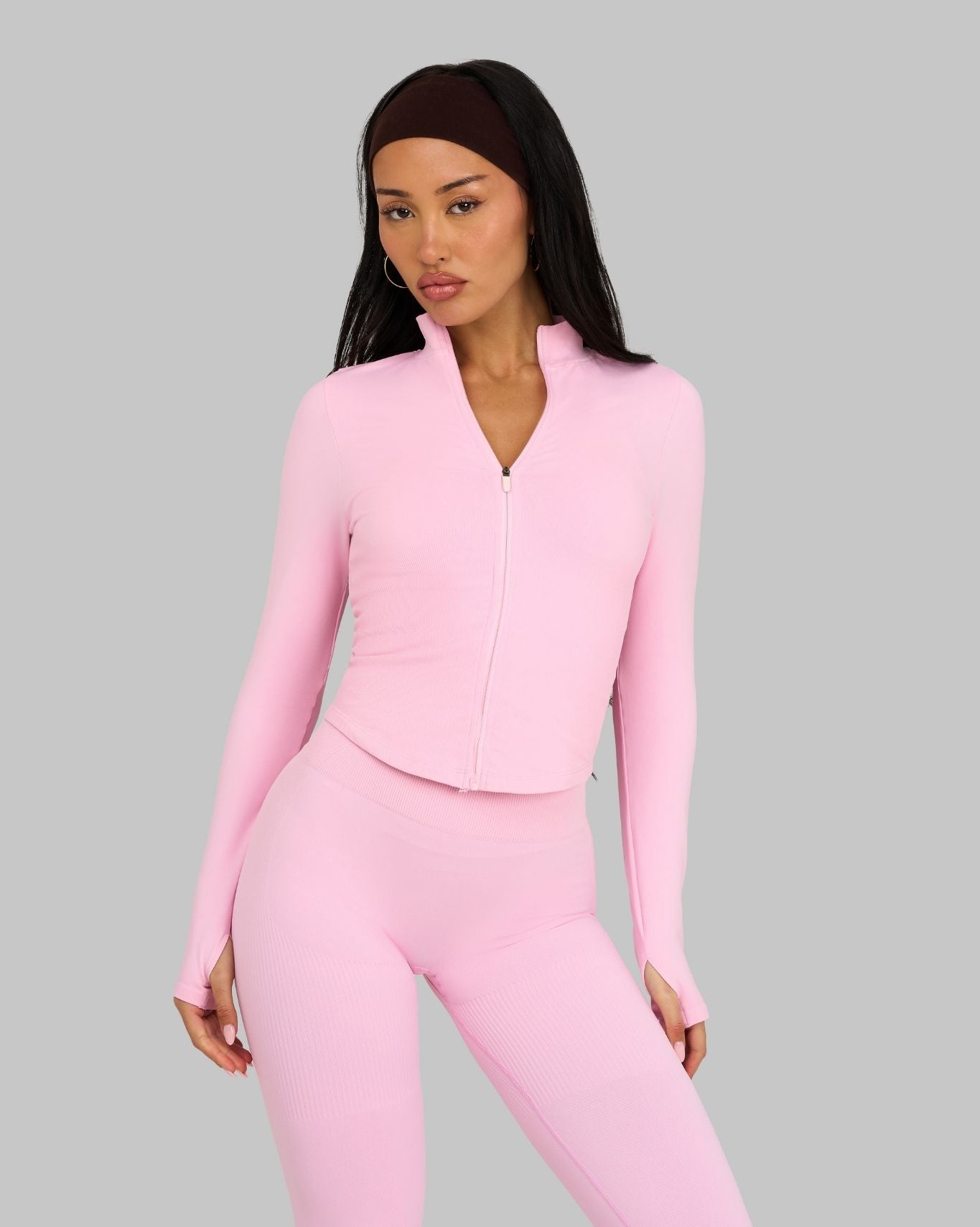 Lottie is 5’3” and wears a size XS