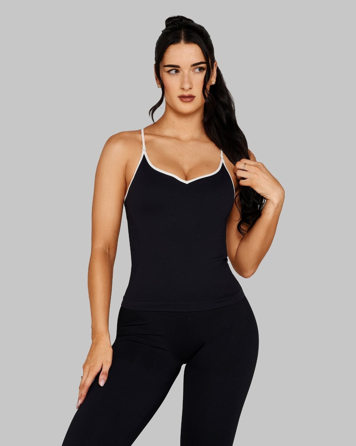 Outline Sweetheart Tanktop | Night Black