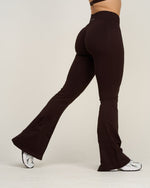 Elevate™ V-Waist Flared Leggings | Coffee