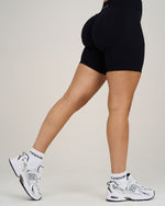 Elevate Ribbed Contour Shorts | Night Black