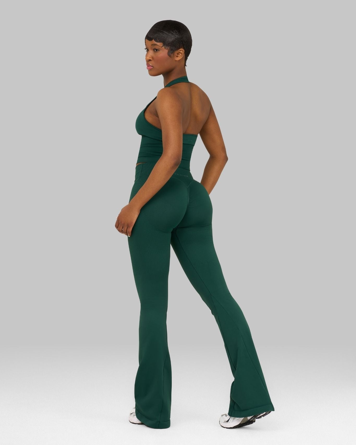 Elevate™ V-Waist Flared Leggings | Pine Green