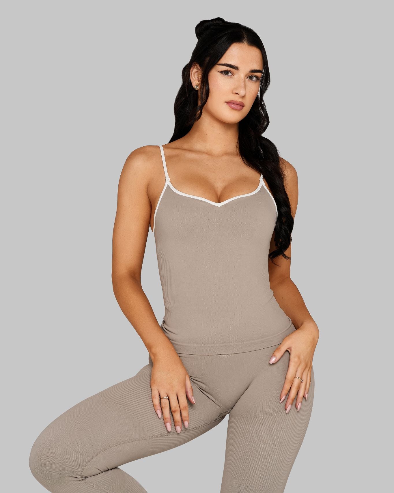 Outline Sweetheart Tanktop | Latte