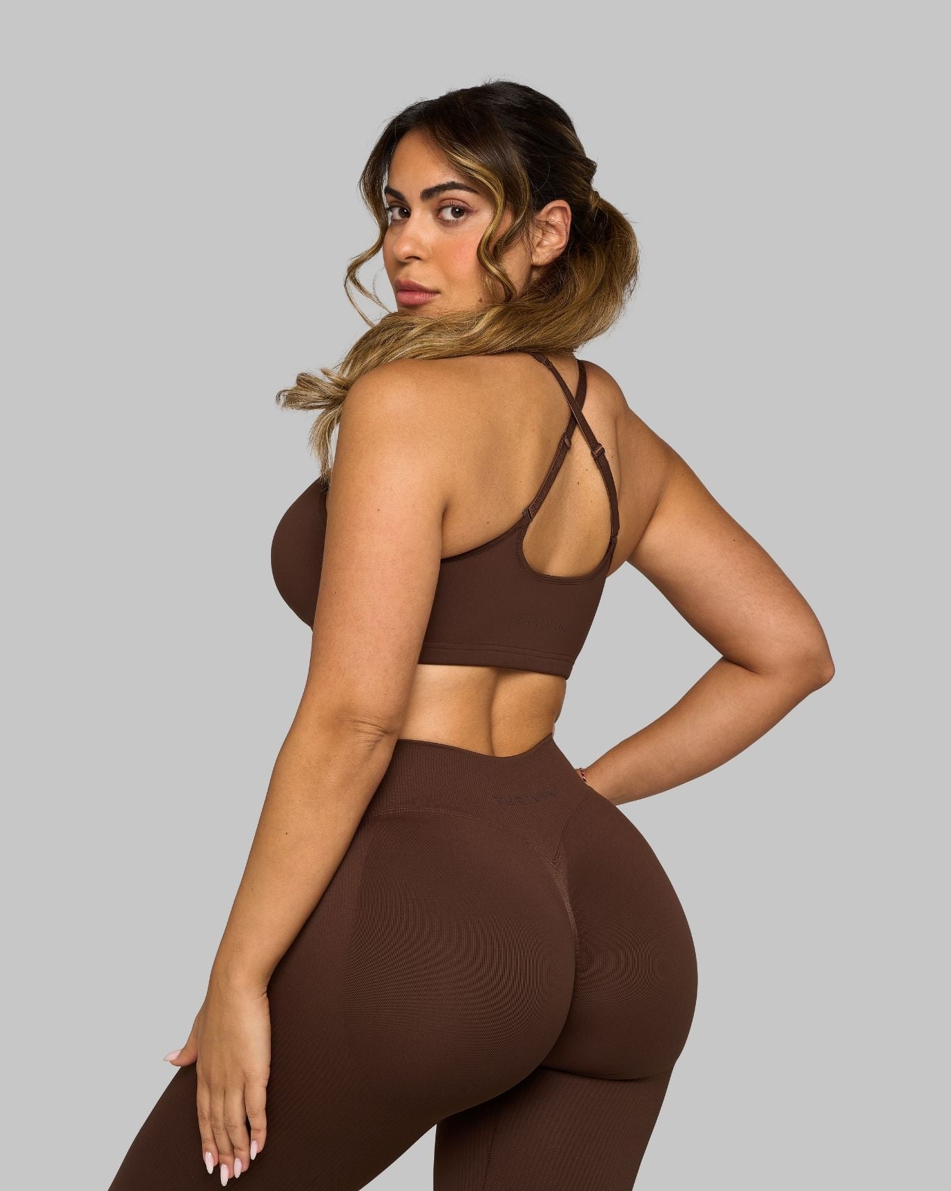 Elevate Medium Impact Bra | Bourbon Brown