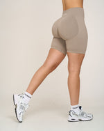 Elevate Ribbed Contour Shorts | Latte