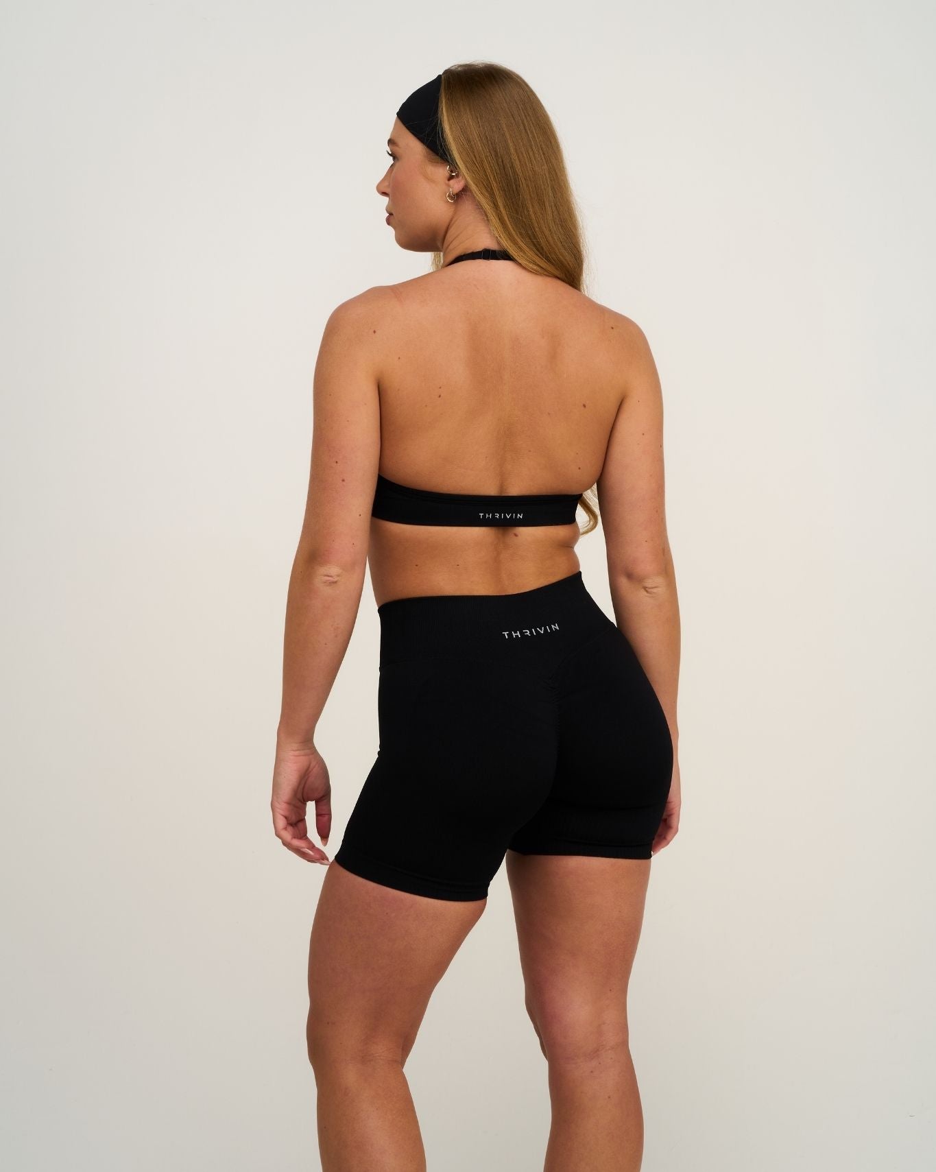 Elevate™ Sculpting Seamless Adjustable Halter Bra | Night Black