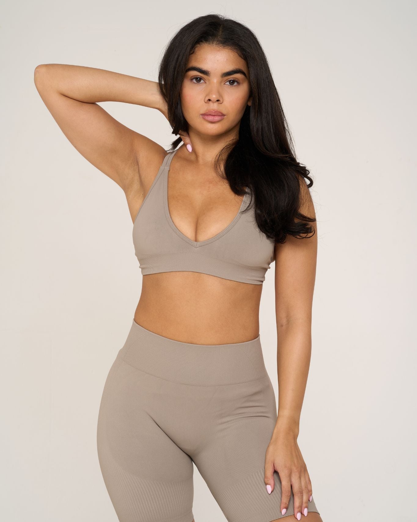 Elevate V-Neck Sculpt Seamless Bra | Latte