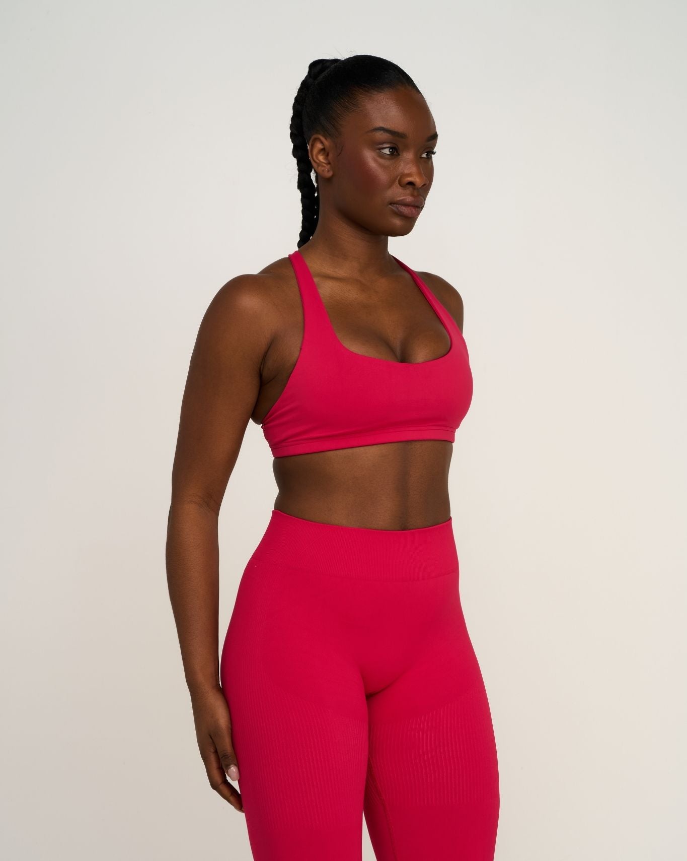 Elevate™ Sculpting Medium Impact Multiway Bra | Strawberry