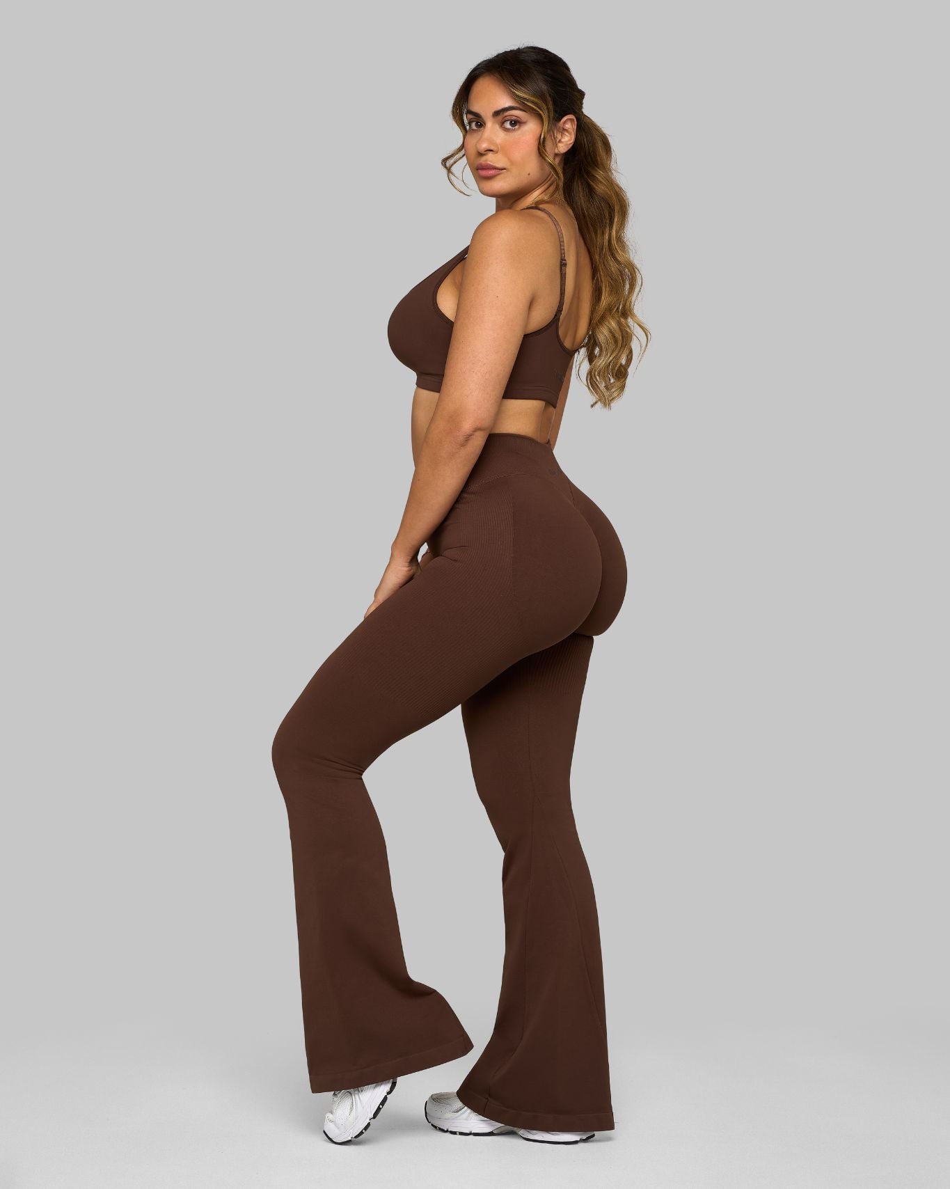 Elevate V-Waist Flared Legging | Bourbon Brown