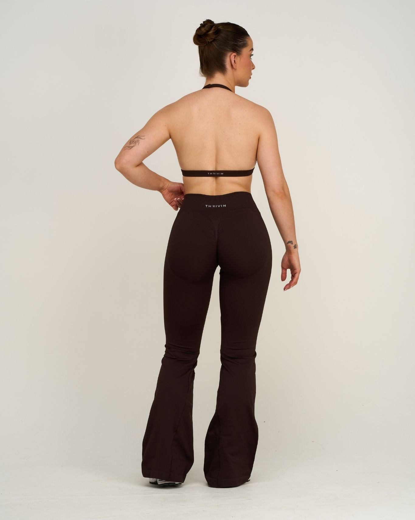 Elevate™ V-Waist Flared Leggings | Coffee