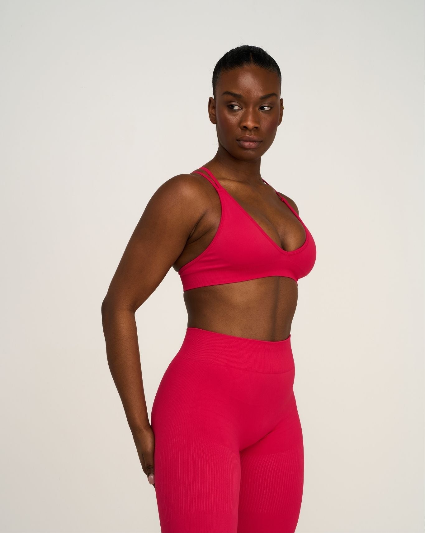 Elevate™ Sculpting Seamless High Apex Bra | Strawberry
