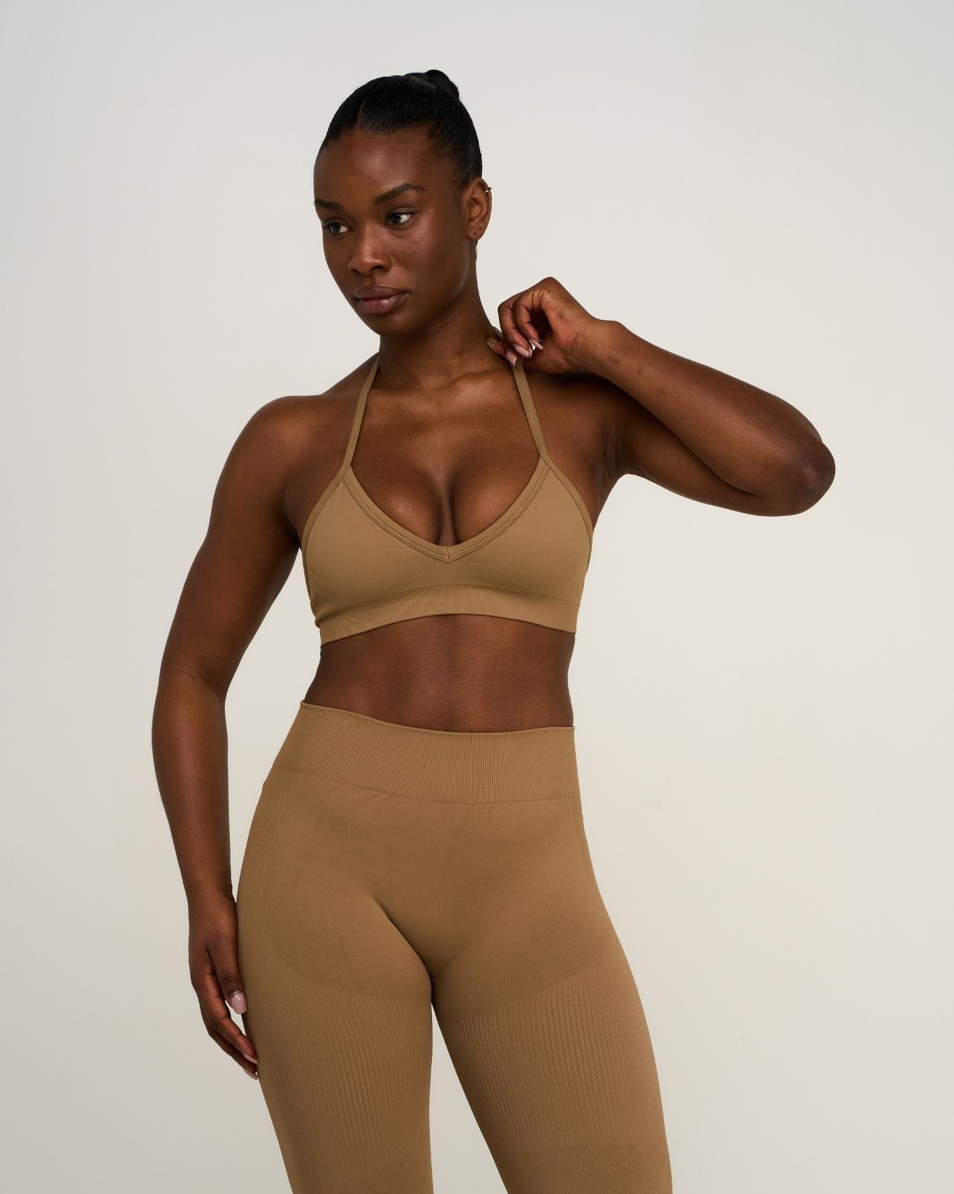 Elevate™ Sculpting Seamless Adjustable Halter Bra | Toffee