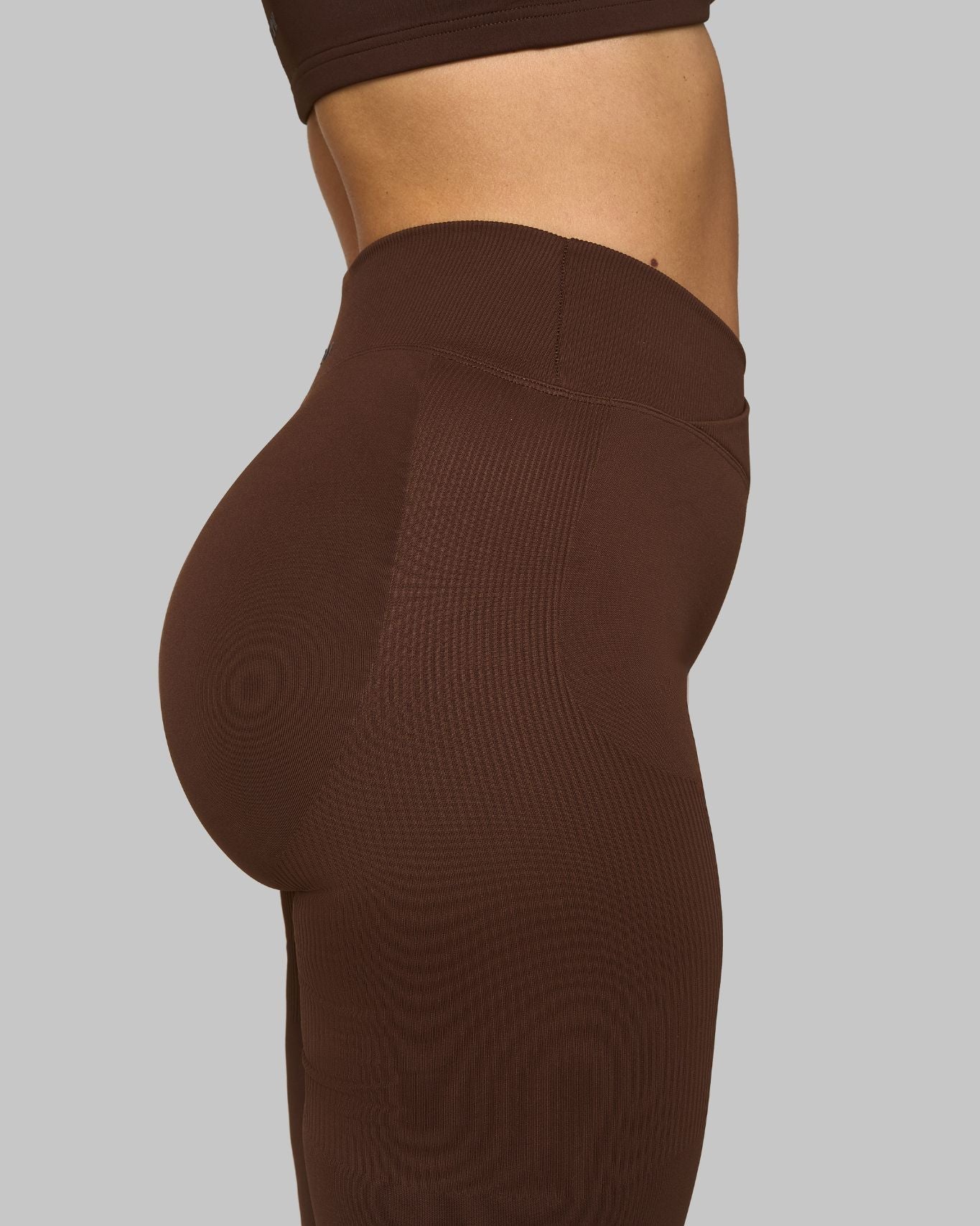 Elevate V-Waist Flared Legging | Bourbon Brown