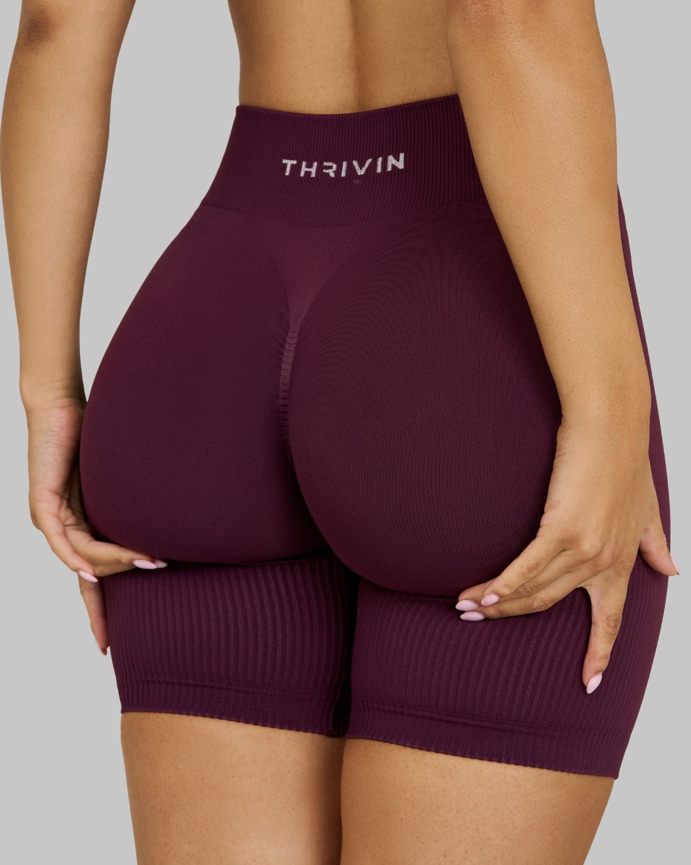 Elevate Ribbed Mid-Waisted Contour Shorts  | Winter Plum